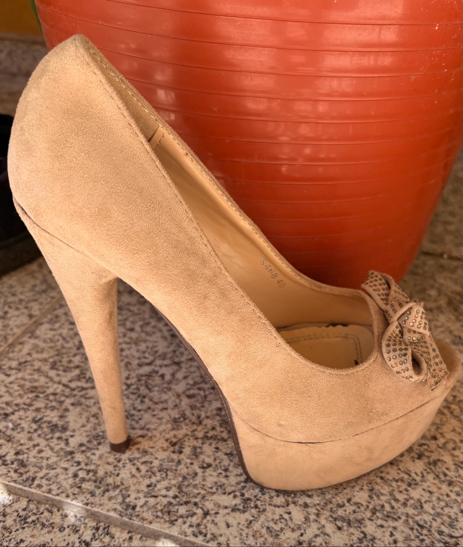 High heels – photo 2